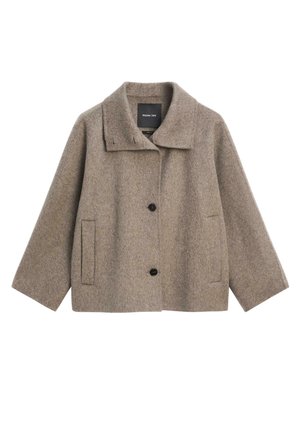 Veste marron en mélange de laine avec un col, une fermeture à boutons sur le devant, deux poches latérales et des manches larges. Texture lisse et design simple.