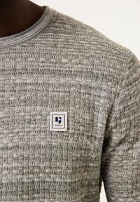Garcia Strickpullover - kit