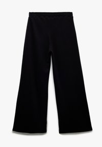 Pantalones de pierna ancha negros con cintura elástica, fabricados con un material suave. Sin patrones visibles ni detalles de herrajes.
