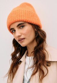 Next Kootud müts - orange