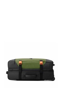 Borsone nero e verde con un design angolare, dotato di componenti arancioni, cerniere doppie e maniglie laterali per un facile trasporto.