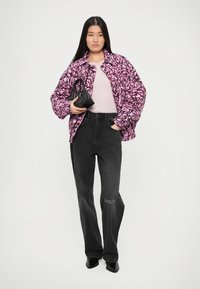 Stieglitz CHALINE  - Pilotska jakna - pink