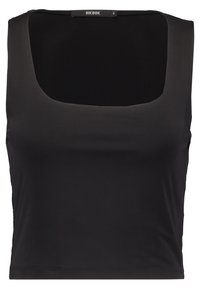 Czarny top bez rękawów z kwadratowym dekoltem, wykonany z gładkiego materiału. Posiada dopasowany krój i jest krótszy na talii. Metka marki w środku.
