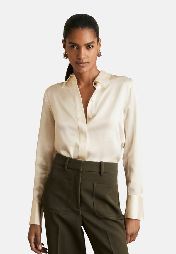 REGULAR FIT - AMEIRA CONCEALED PLACKET - Hemdbluse - ivory