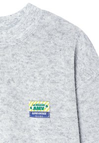 Halli kudum sweatshirt ümarat kaelusega, tekstuurse kangaga ja mitmevärvilise sildiga, millel on kiri "LA MAISON AMV SUPER VINTAGE."