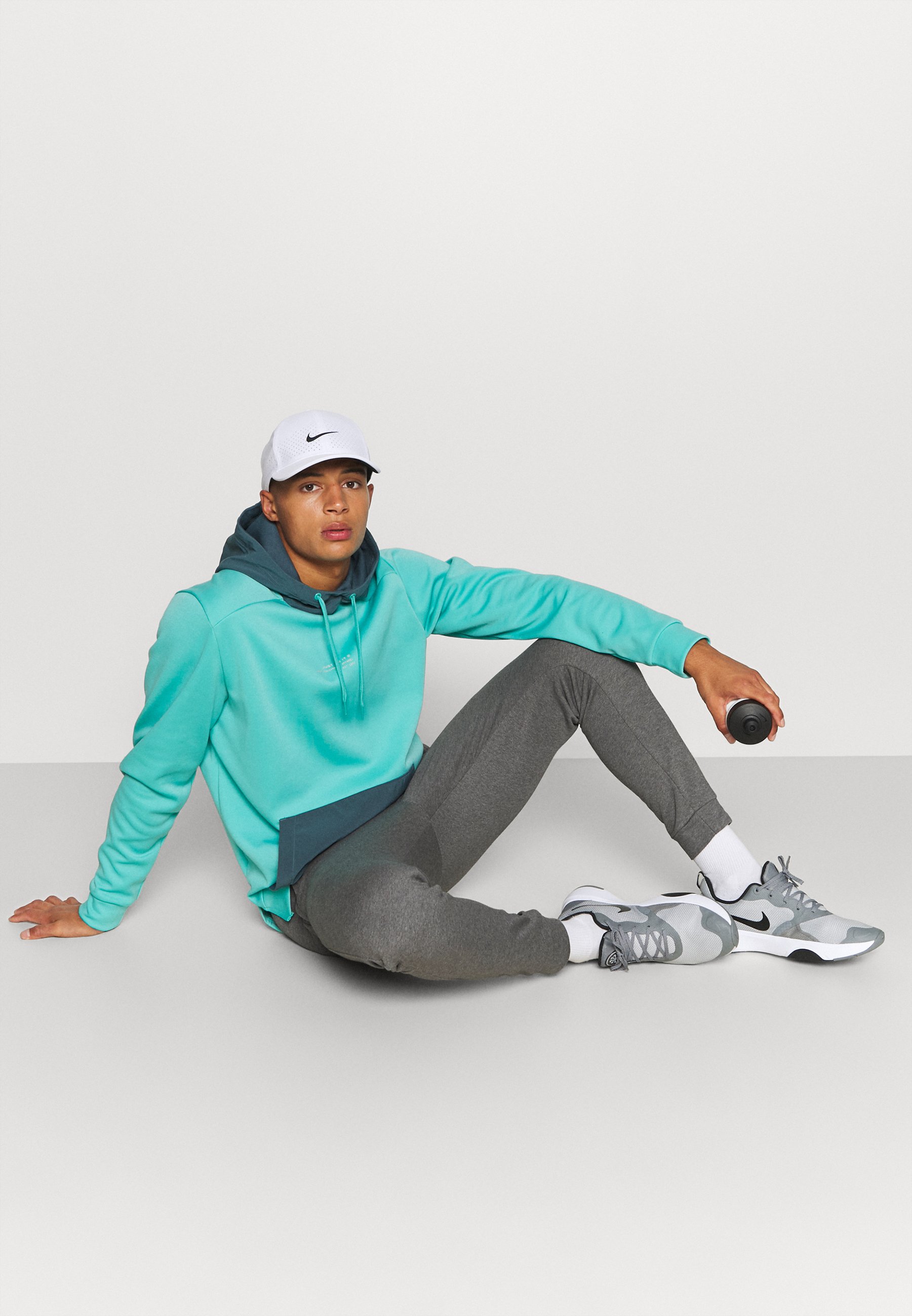 Nike Performance Hoodie - washed teal/ash green/Groen - Zalando.nl