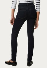 Marks & Spencer IVY - Vaqueros pitillo - indigo mix