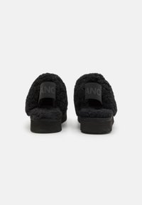 Bianco BIASWEETIE FLATFORM ELASTIC - Hjemmesko - black