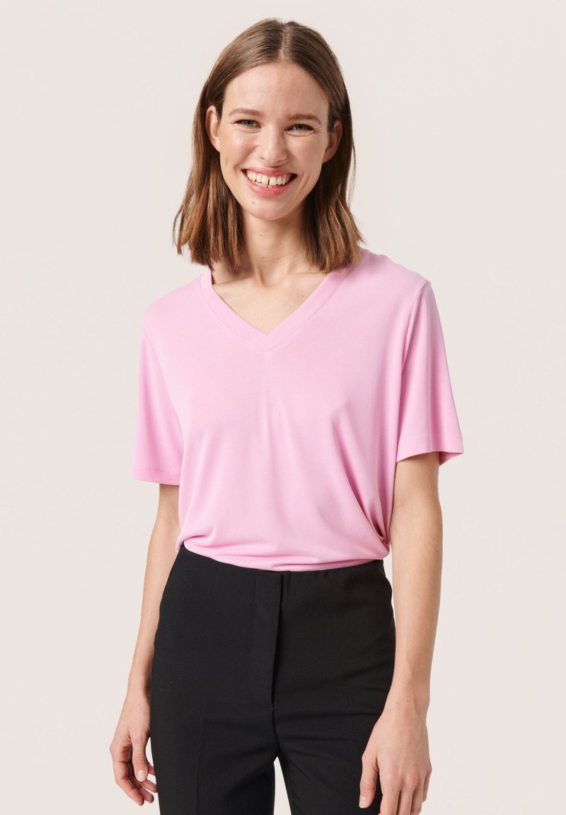 Soaked in Luxury COLUMBINE V-NECK SS - Paprasti marškinėliai - pastel lavender