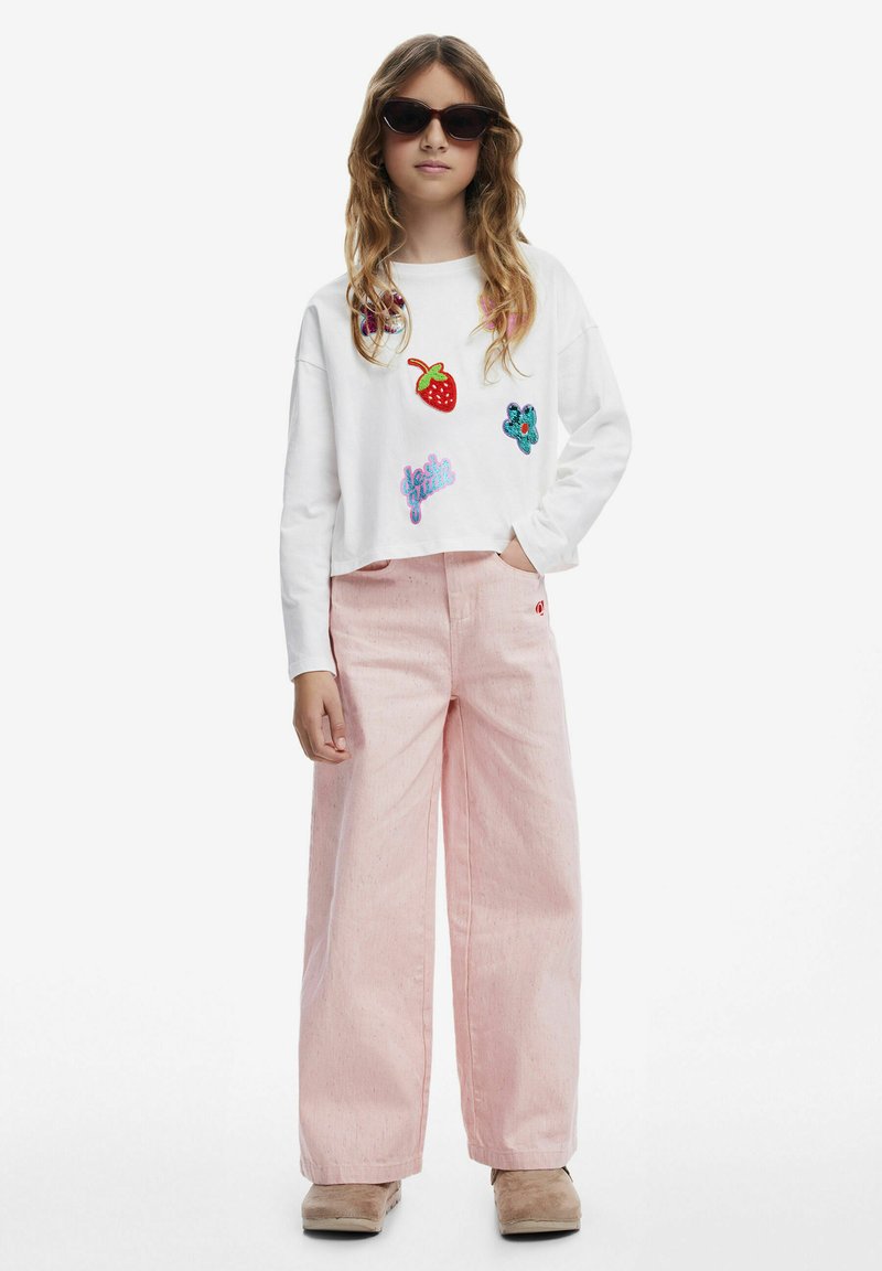 Desigual WITH APPLIQUE SHAPES - Langarmshirt - white