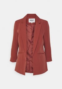 Rostfärgad blazer med slagkrage, trekvartsärmar och två framfickor. Slät innerfoder och skräddarsydd passform.