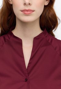 Eterna REGULAR FIT - Button-down blouse - burgunder