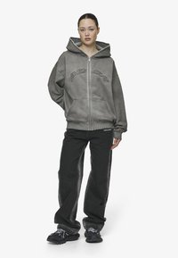 Pegador JULIA OVERSIZED - Zip-up sweatshirt - oil dyed deep grey