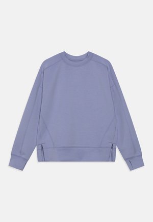 Fioletowa bawełniana bluza z okrągłym dekoltem, raglanowymi rękawami, bocznymi rozcięciami i ściągaczami na rękawach. Gładka faktura z luźnym krojem.