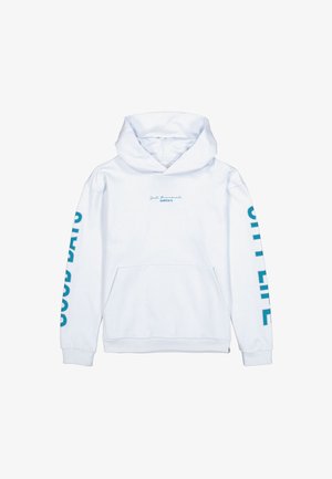 Weißer Hoodie mit einer Fronttasche, versehen mit blauem Aufdruck auf der linken Brust und an den Ärmeln. Aus weichem Stoff, lässiges Design.