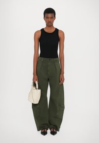 Citizens of Humanity FLIGHT PANT - Cargo trousers - dogwood