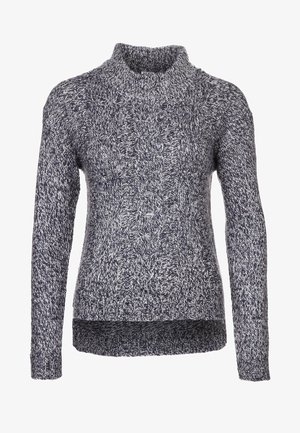 Maglione lavorato a maglia blu navy e grigio con collo alto, caratterizzato da un motivo a treccia testurizzato e un orlo posteriore leggermente più lungo.