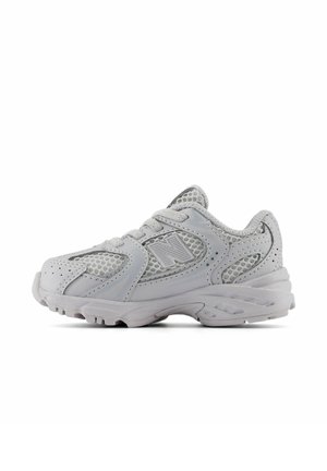 530 - Trainers - pearl grey steel