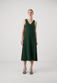 DRYKORN RESIMA - Haljina od žerseja - green