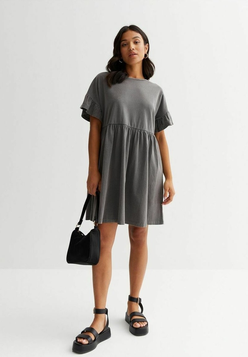 New Look Petite Jerseyjurk donkergrijs New Look Petite Jerseyjurk donkergrijs