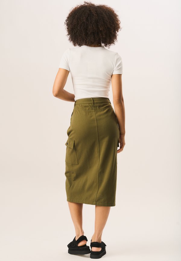 MIDI - Pencil skirt - khaki4