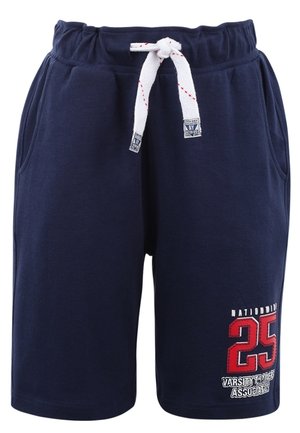 Marineblå shorts med hvid snor, sidelommer og rød tekst "25 Varsity Trainer Association" på højre ben.