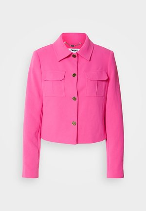 Fuchsia cropped jacket with a collar, two chest pockets, and gold buttons. Smooth fabric with a structured fit and long sleeves.