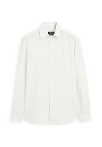 Chemise blanche à manches longues avec des fines rayures verticales grises et un col classique, posée à plat sur un fond blanc.