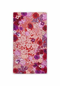 Tissu à motifs floraux présentant des roses rouges, violettes et roses sur un fond rouge, avec diverses illustrations de fleurs et des accents blancs.