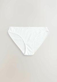 Sous-vêtement bikini pour femmes en coton blanc avec un petit nœud décoratif à la taille, posé à plat sur une surface claire.