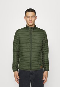 Jack & Jones PREMIUM JJLUKE LIGHT JACKET - Casaco de verão - forest night