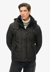 Unselected, black