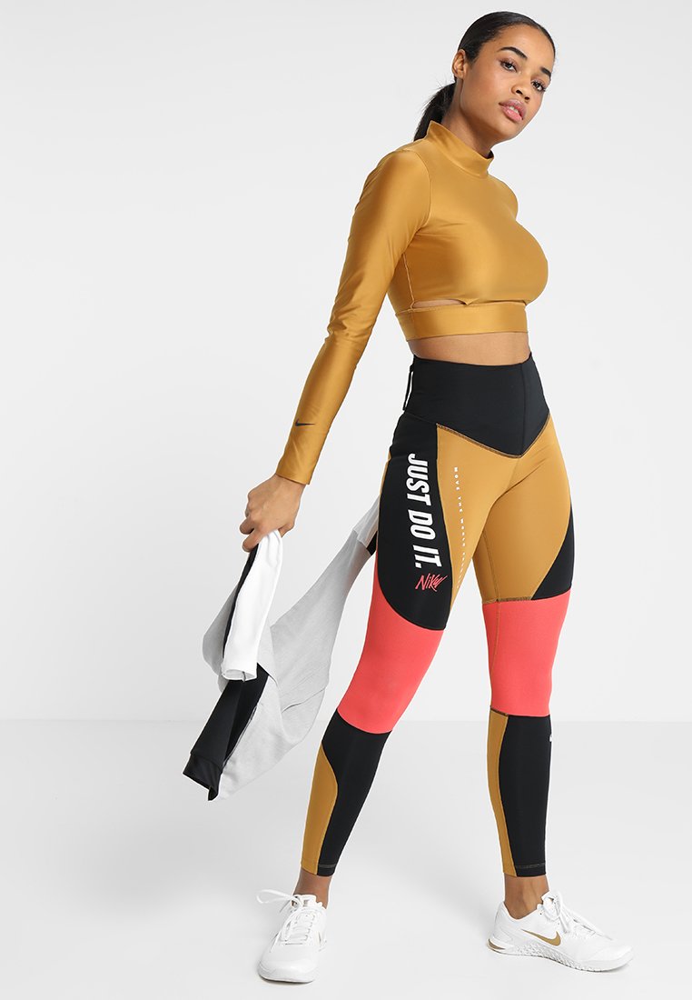 nike performance colorblock graphic