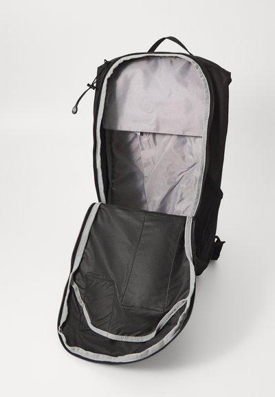 MM6 Maison Margiela TRAIL BLAZER UNISEX - Dnevni ruksak - black