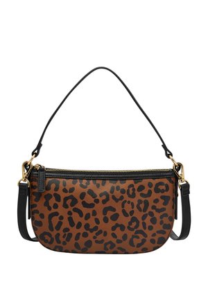 Pochette imprimé léopard en marron et noir, fabriquée en simili cuir texturé, avec des accessoires en or et une sangle noire amovible.