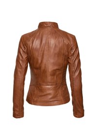 Bruine leren jas met een slim-fit ontwerp, zichtbare naden en een hoge kraag. Gladde textuur en gestroomlijnd formaat.