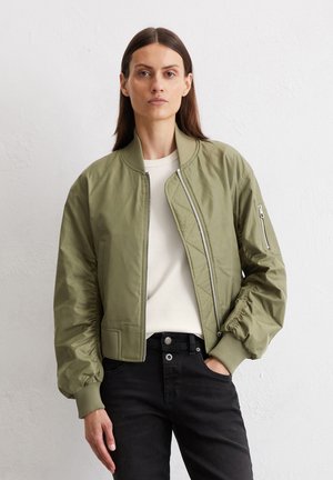 SHORTER LENGTH DETAILS WELT POCKETS - Giubbotto Bomber - forest moss