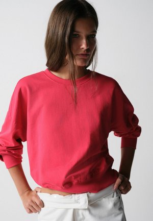 THE SET, REGULAR FIT - 3 PACK BOXY CREW SWEATSHIRTS - Sweatshirt - red green cream