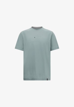 Gaiši zilas īsām piedurknēm T-krekls, izgatavots no gludas auduma, ar apaļu kakla izgriezumu un vienkāršu logotipu, kas izdrukāts priekšpusē.