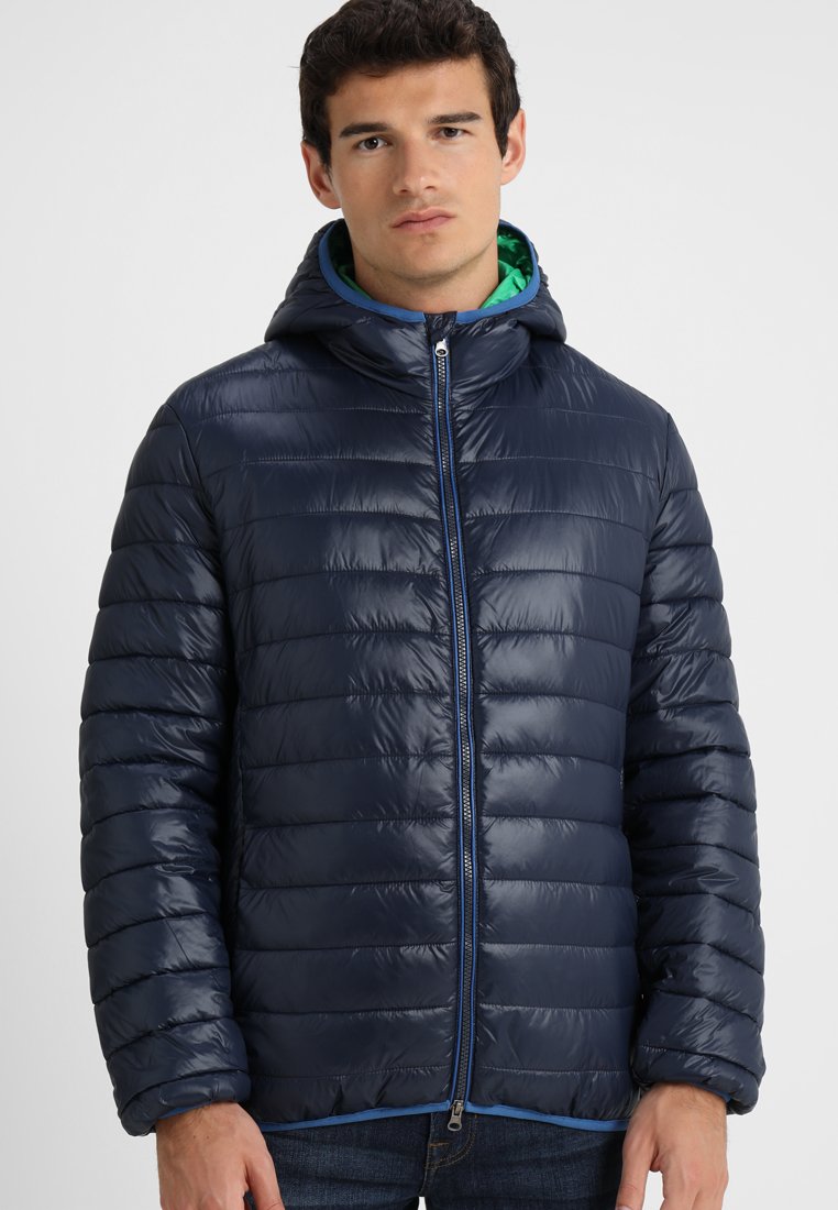 super light hooded jacket