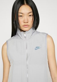 Nike Sportswear VEST - Γιλέκο - pewter/smoke grey