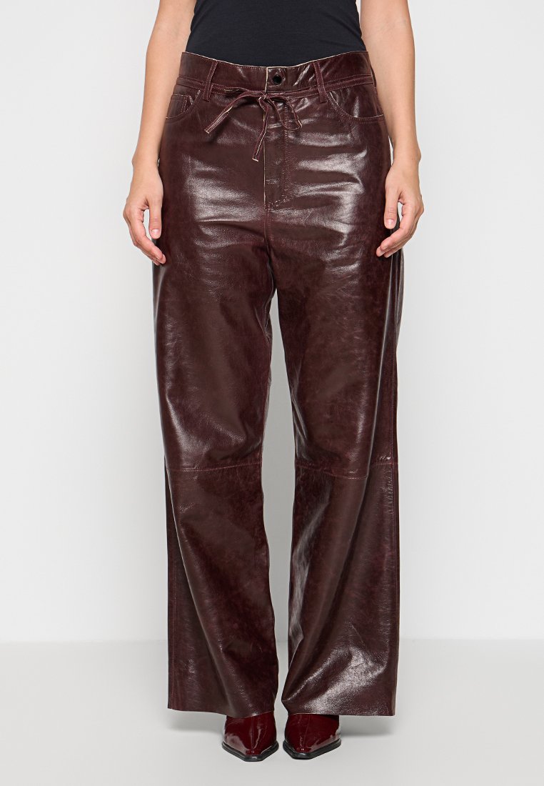 2nd Day Leren broek rood 2nd Day Leren broek rood