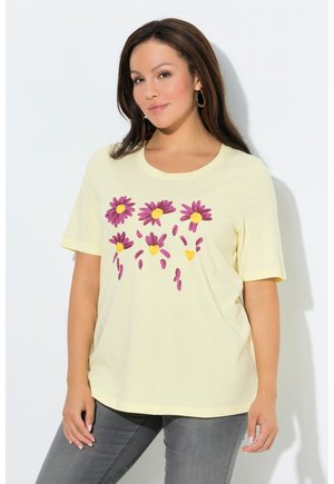 LOVES ME GRAPHIC TEE - T-shirt con stampa - pale yellow
