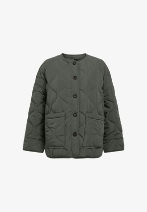 Padded, ciemnozielona kurtka z okrągłym dekoltem, pięcioma ciemnymi guzikami i dwiema przednimi kieszeniami; charakteryzuje się pikowaną fakturą i luźnym krojem.