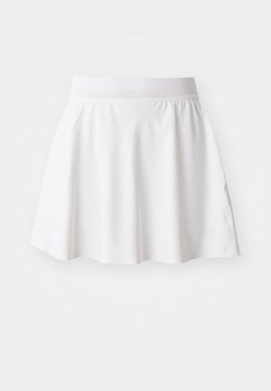 White flared skirt made of soft fabric, featuring an elastic waistband and a smooth texture. Minimalist design with no patterns or accents.