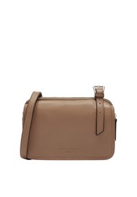 Borsa a tracolla in pelle marrone con forma rettangolare, chiusura con zip, tracolla regolabile e logo del marchio impresso sul fronte.