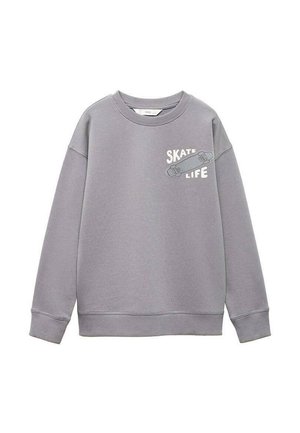 Sweat-shirt gris à col rond avec le texte "SKATE LIFE" et un graphisme de skateboard sur la partie supérieure gauche de la poitrine.