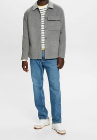 Esprit Collection Lehká bunda - grey