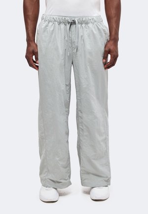 Nike Performance, PANT - Долнище на анцуг - light smoke grey