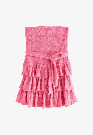 Rochie roz fără bretele, cu straturi ondulate, realizată dintr-un material texturat. Prezintă un corset ajustat și un cordon pentru reglare.